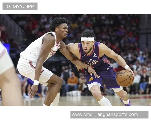 马刺与火箭季后赛第二场激战回顾与精彩瞬间分析